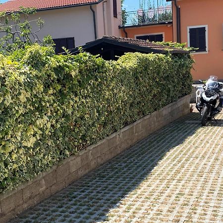 Chiara House Apartment Barga Bagian luar foto